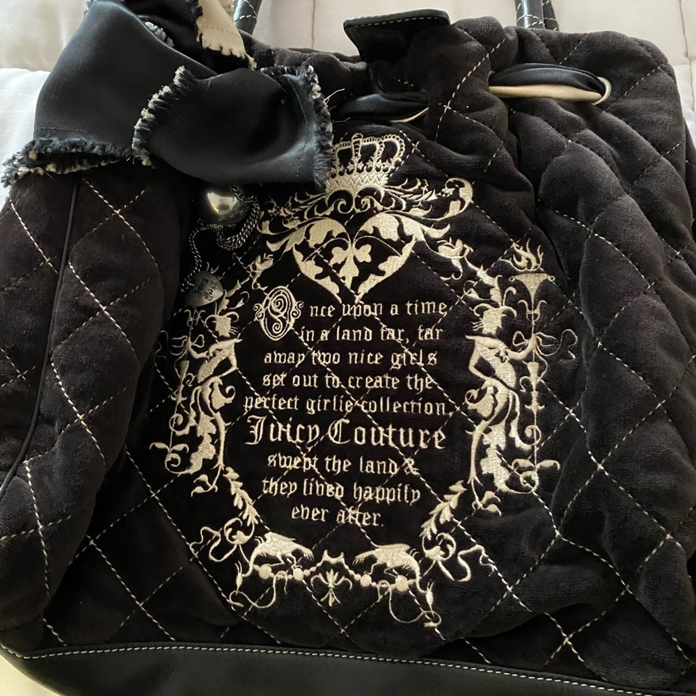 Juicy couture cloth satchel
